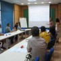 Emprendedores/as durante las sesiones informativas en el CADE de Huelva