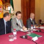 Manuel Recio y Diego Martínez durante la firma del convenio