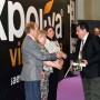 El gerente de Patatas Fritas San Nicasio recogiendo el premio en Expoliva 2011