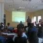 Alumnos de la Casa de Oficios ‘Descubre Roquetas’ en una charla sobre los servicios de Andalucía Emprende en el CADE de Roquetas de Mar.