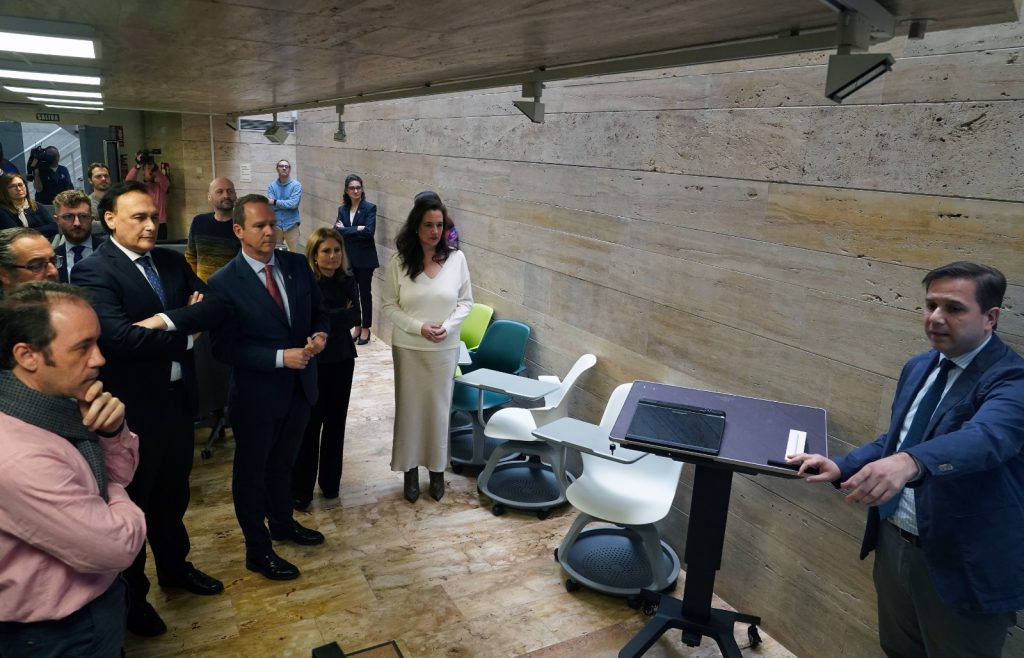 Villamandos visita la nueva Sede Tecnológica de la UNIA en Málaga